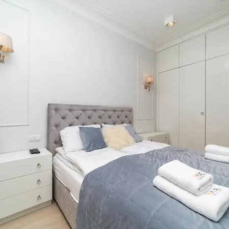 Cristal - Neptun Park By Oneapartments *